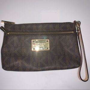 Michael Kors Wristlet